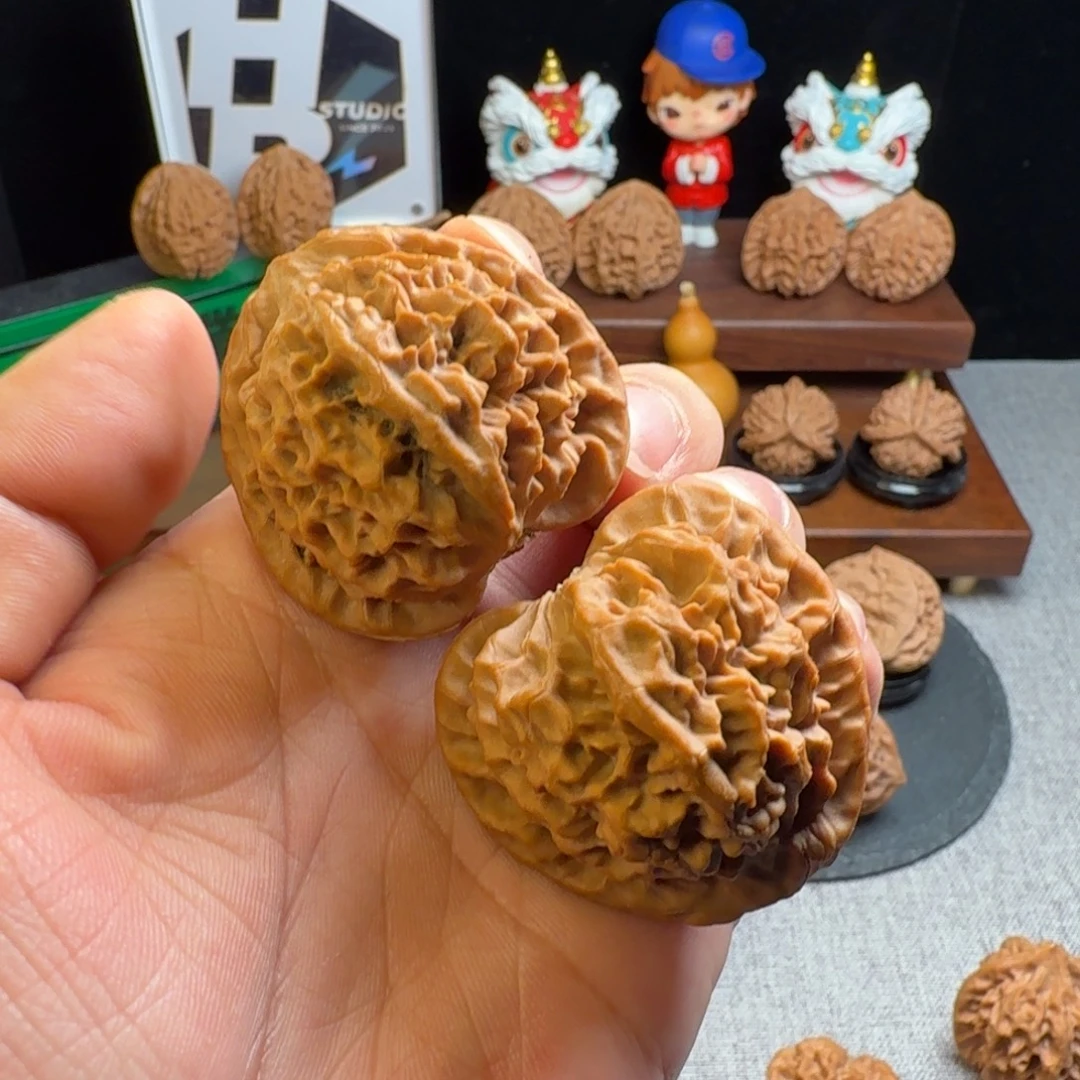 @***你文玩核桃把件野生公子帽42尺