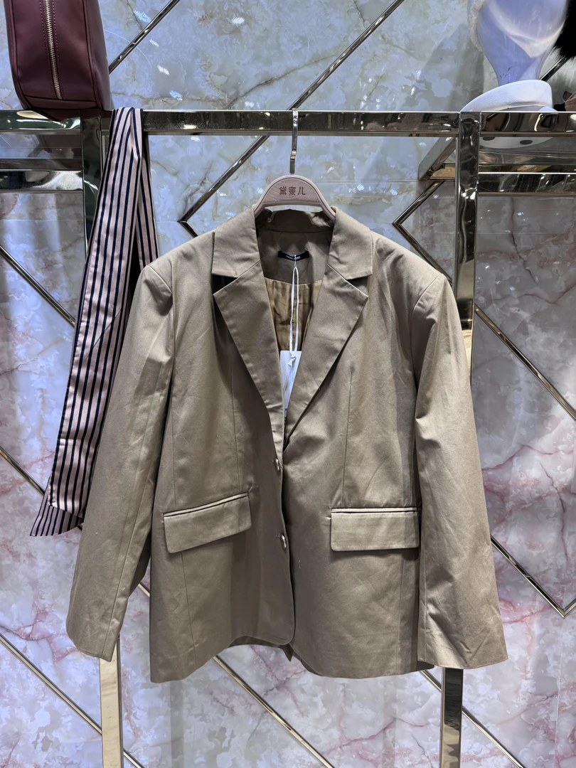 黛蜜儿2025新款工装西装外套