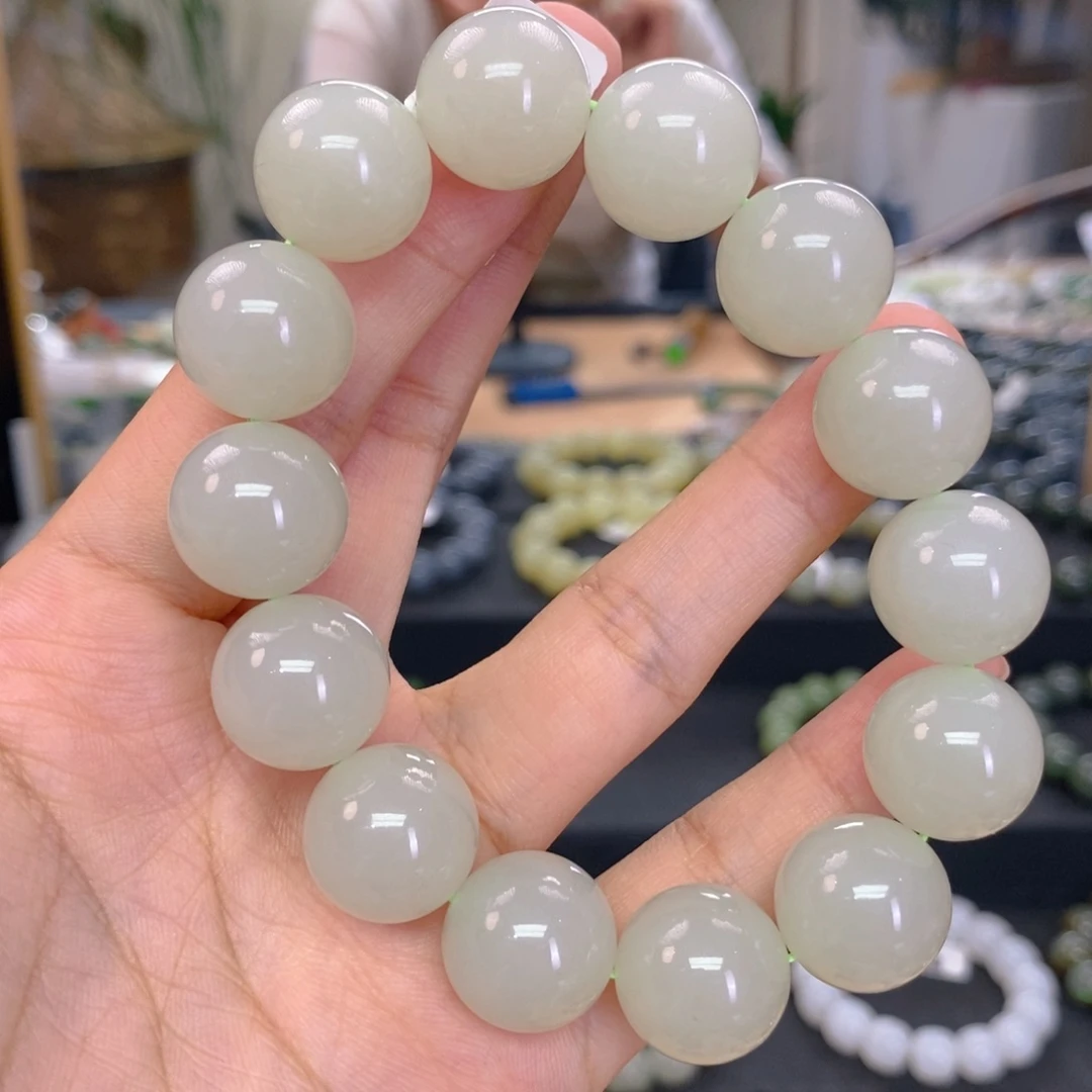 未镶嵌手串和田玉