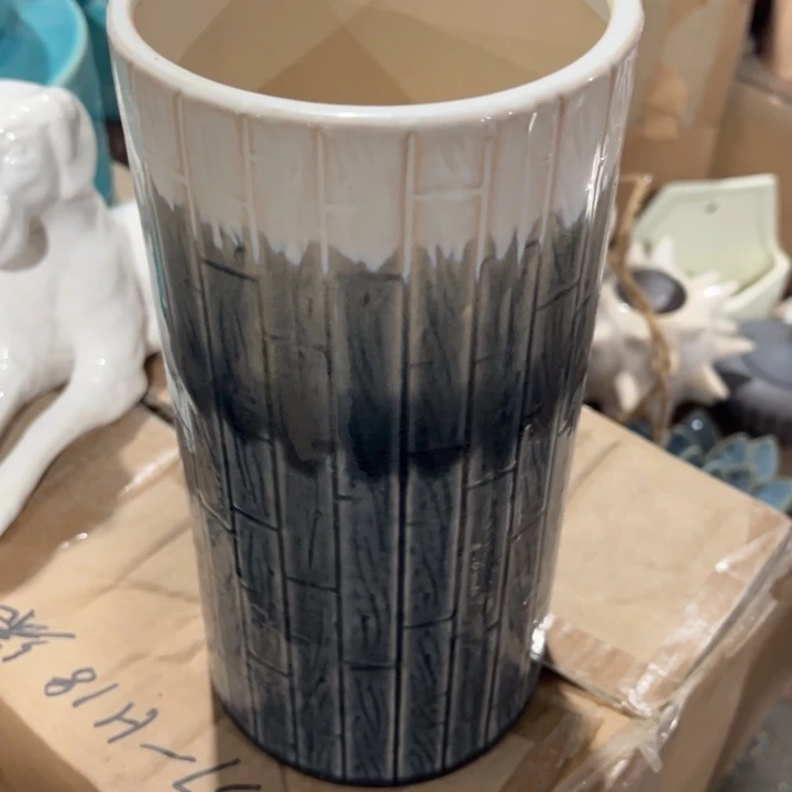 陶瓷花瓶摆件外贸出口（微瑕）