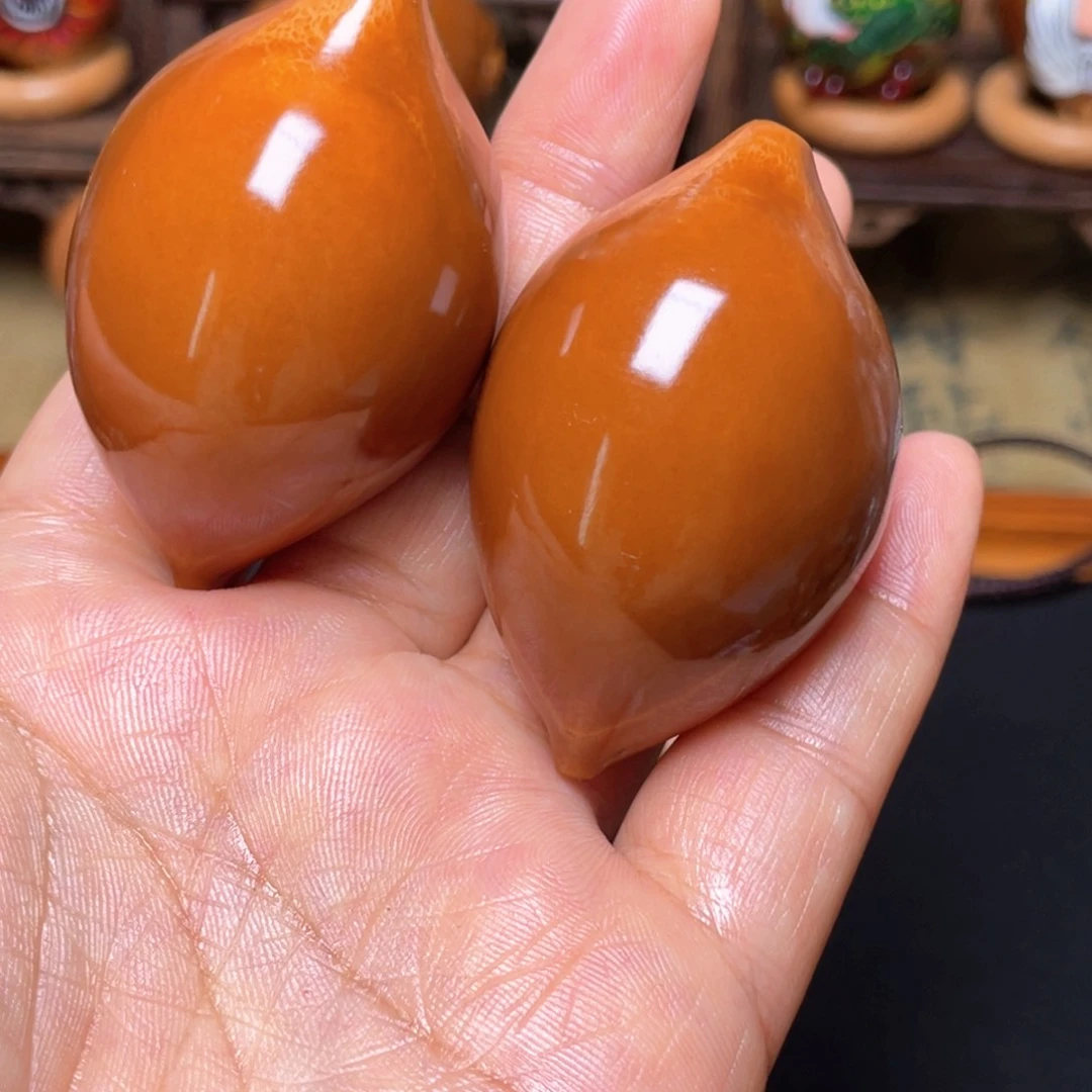 橄榄核吊坠一线天35左右一对