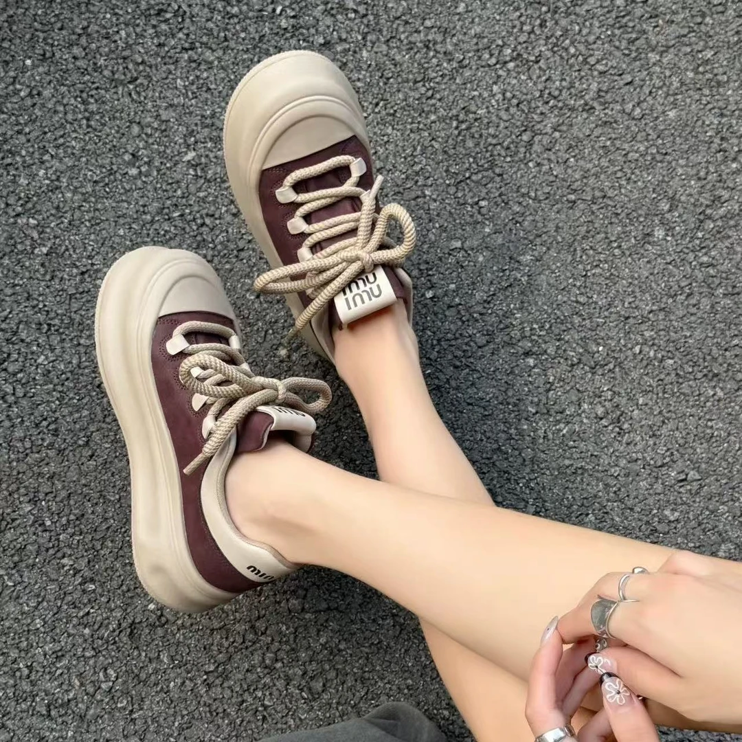 C2044  酒红色  时尚厚底圆头系带女休闲板鞋