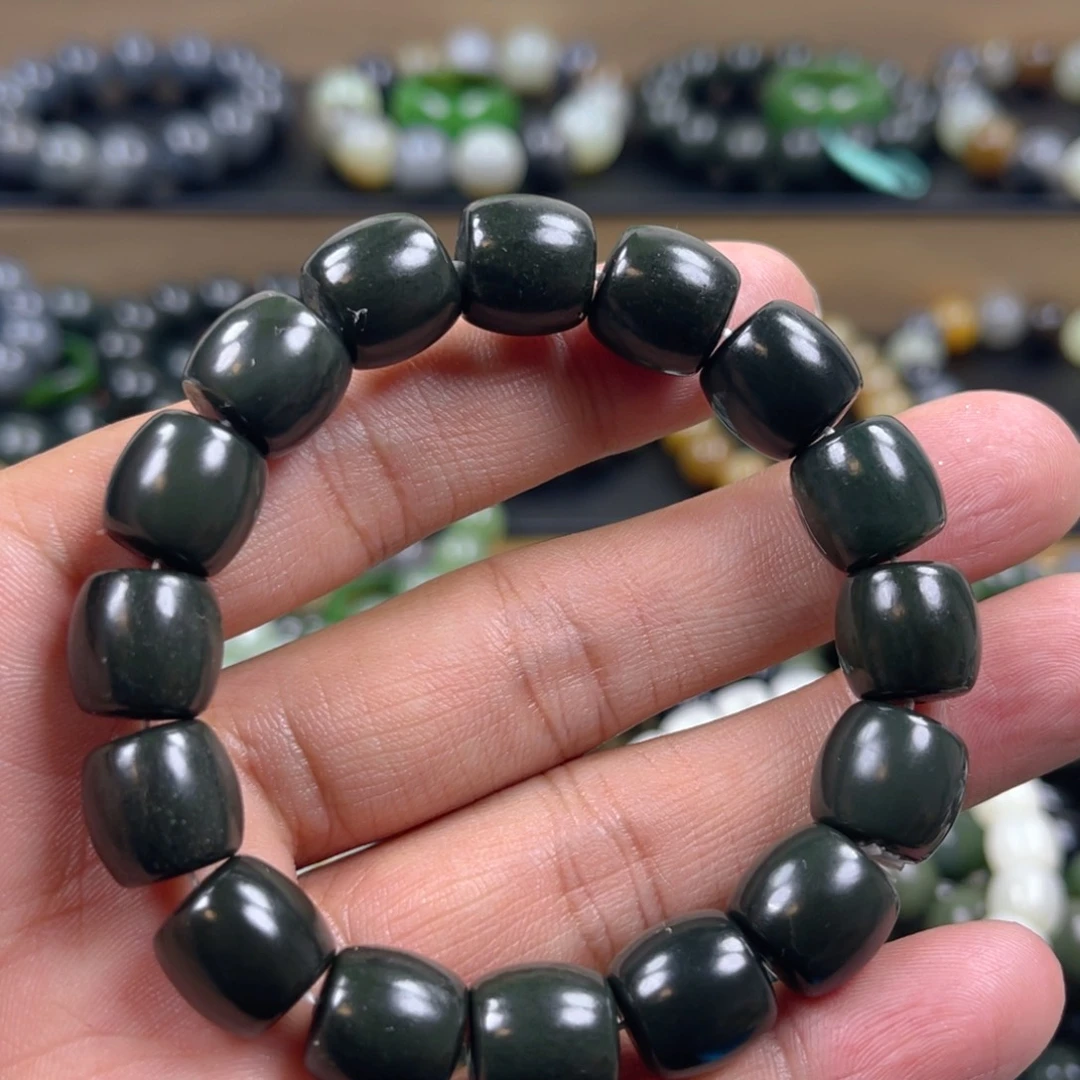 和田玉手串未镶嵌