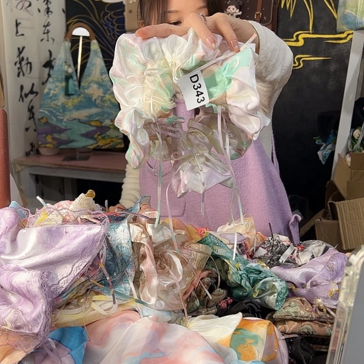 梨***又343芭蕾发圈不退不换