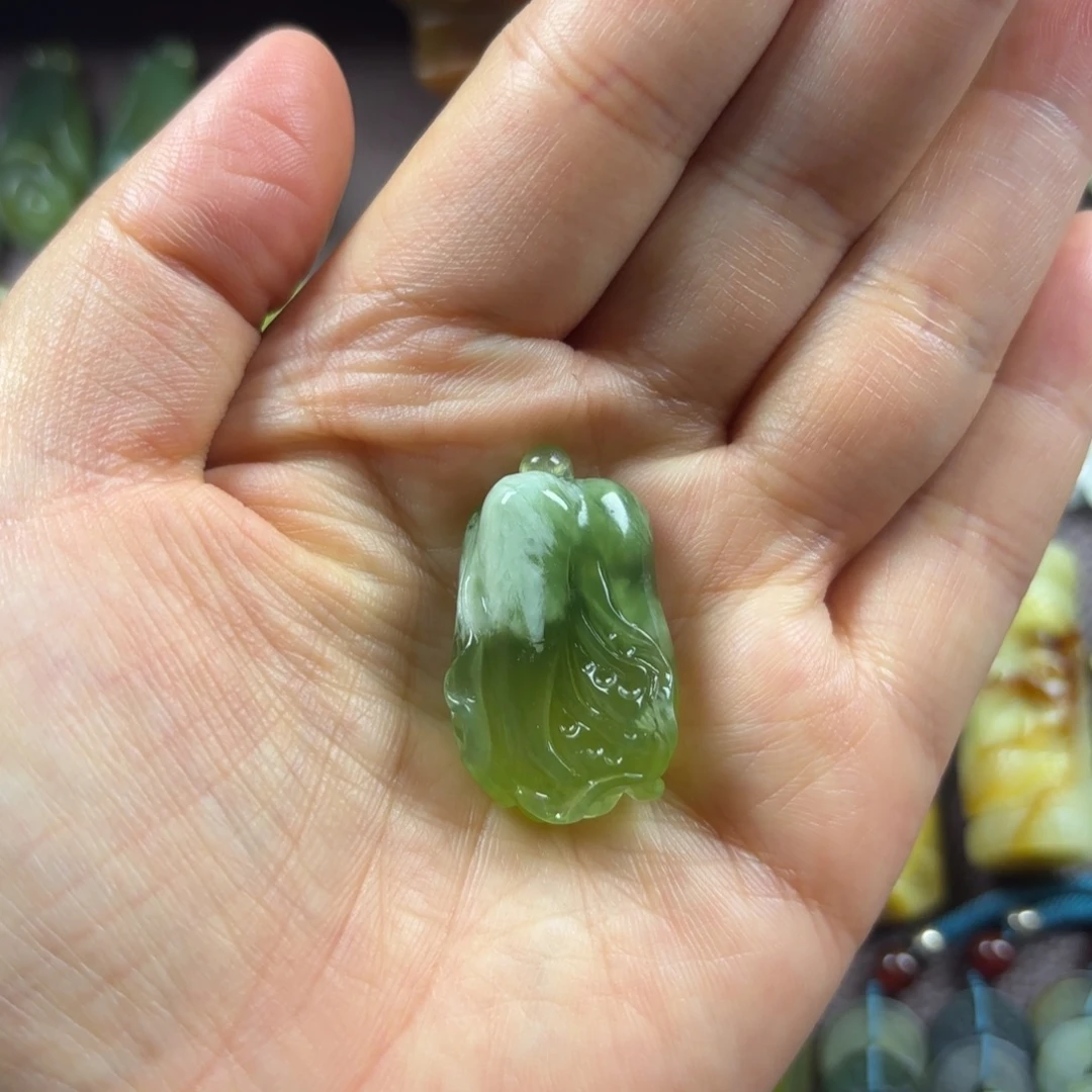 蛇纹石玉合金颈饰