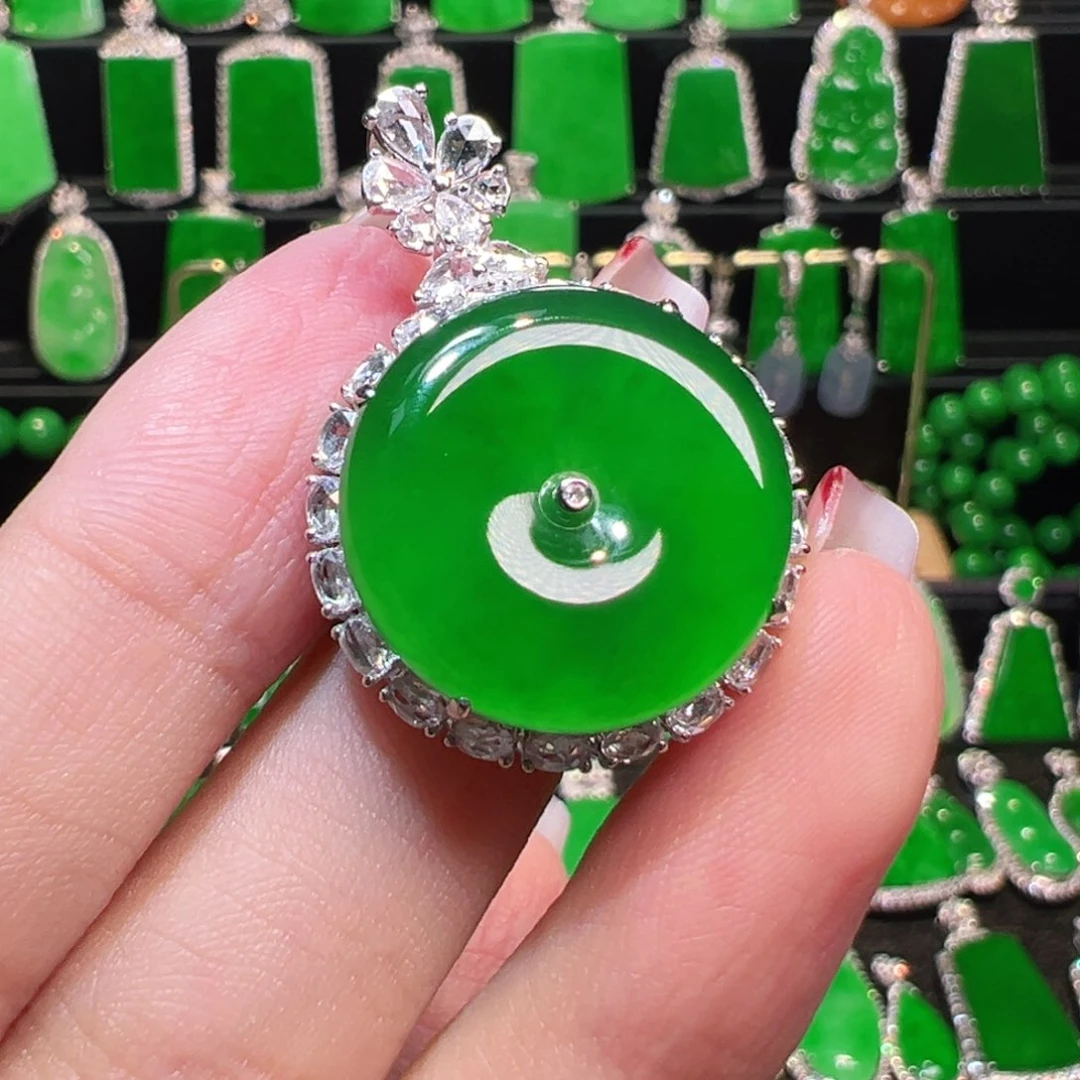 翡翠吊坠(不含链)18K金镶嵌