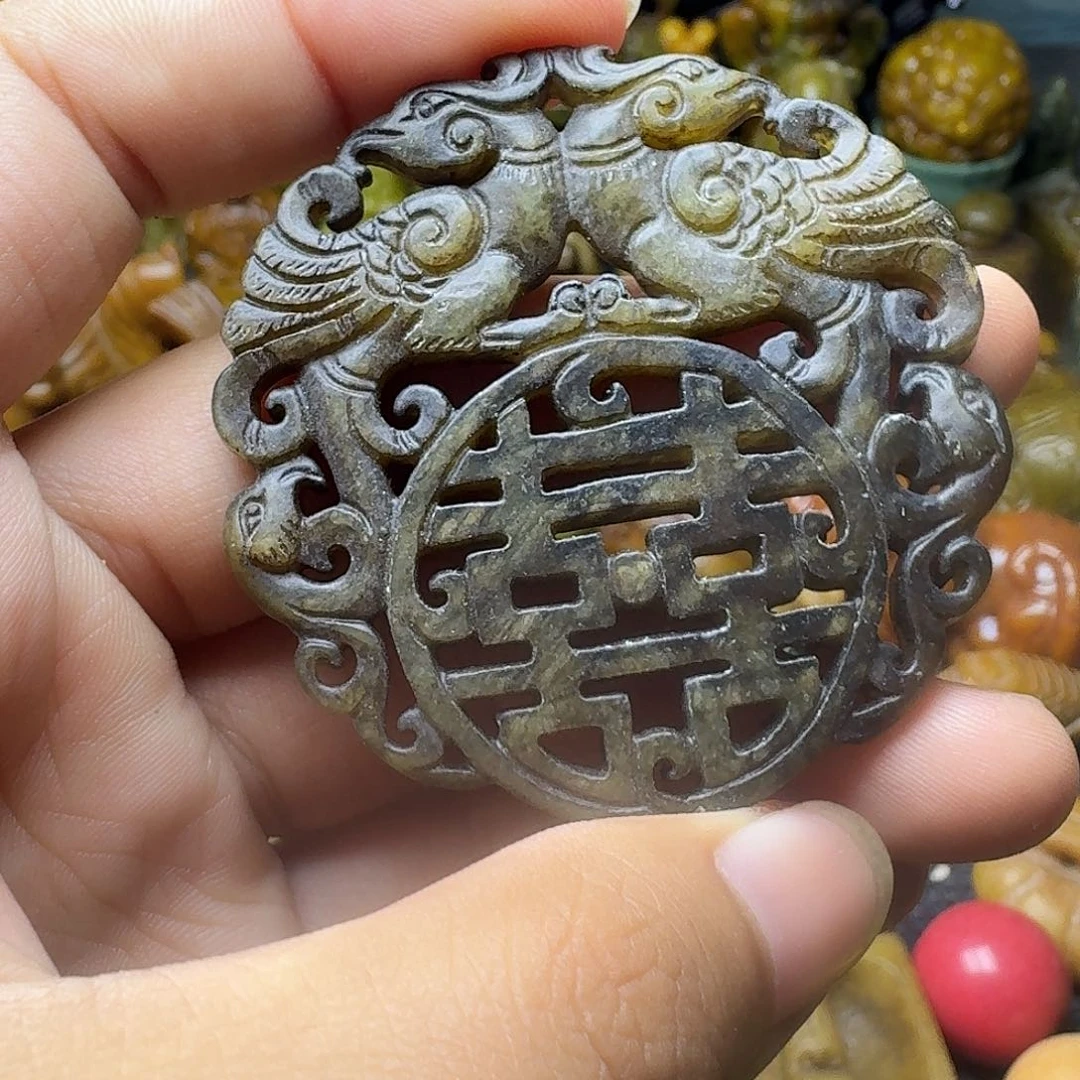 白玉菩提吊坠。。。