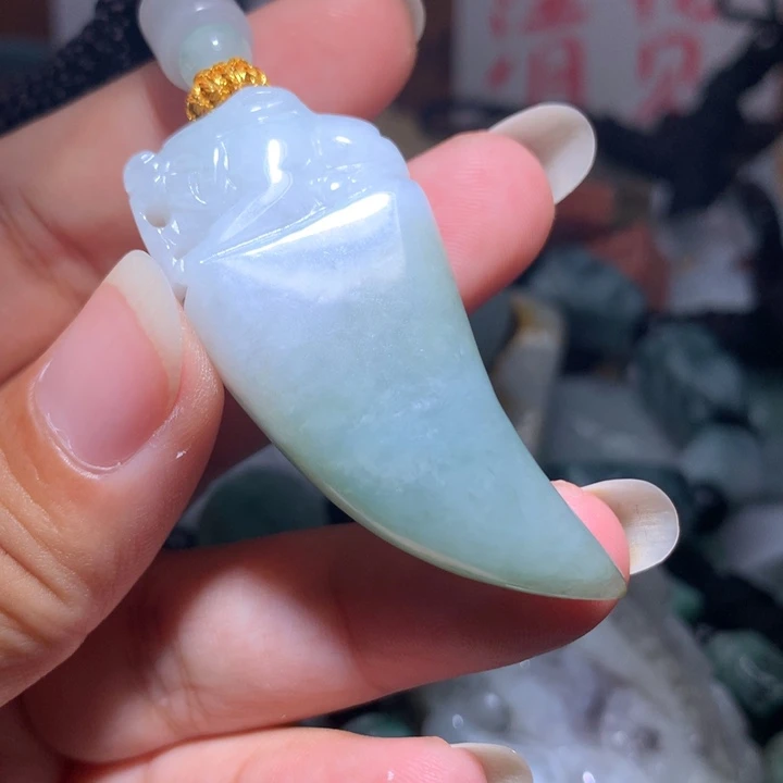 翡翠未镶嵌颈饰保真天然A货翡翠