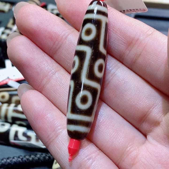 葉***子玛瑙/玉髓（覆膜）未镶嵌颈饰