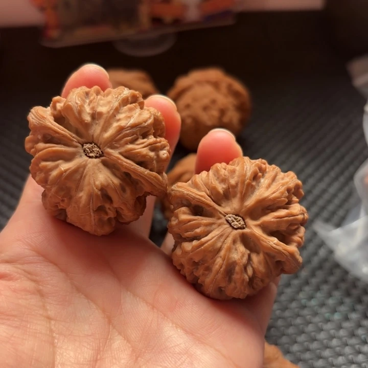 桃核吊坠福利粗筋