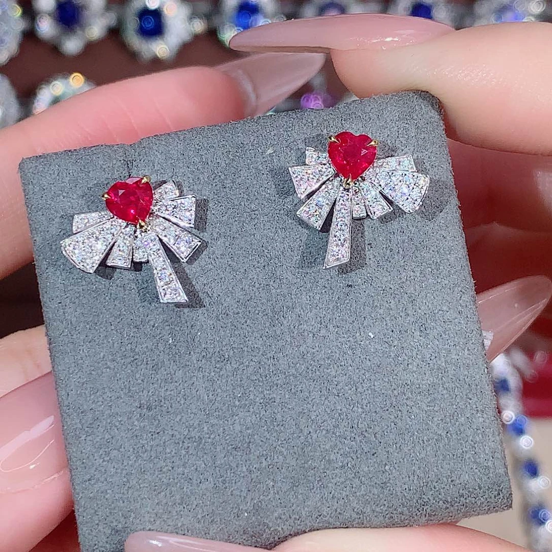 18K金镶嵌耳饰红宝石0.93ct/天然宝石/七天无理由