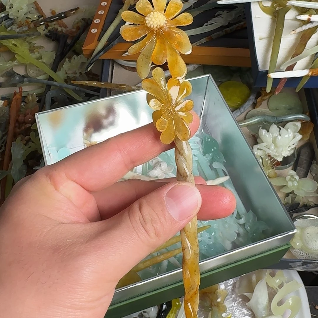 蛇纹石玉未镶嵌发饰