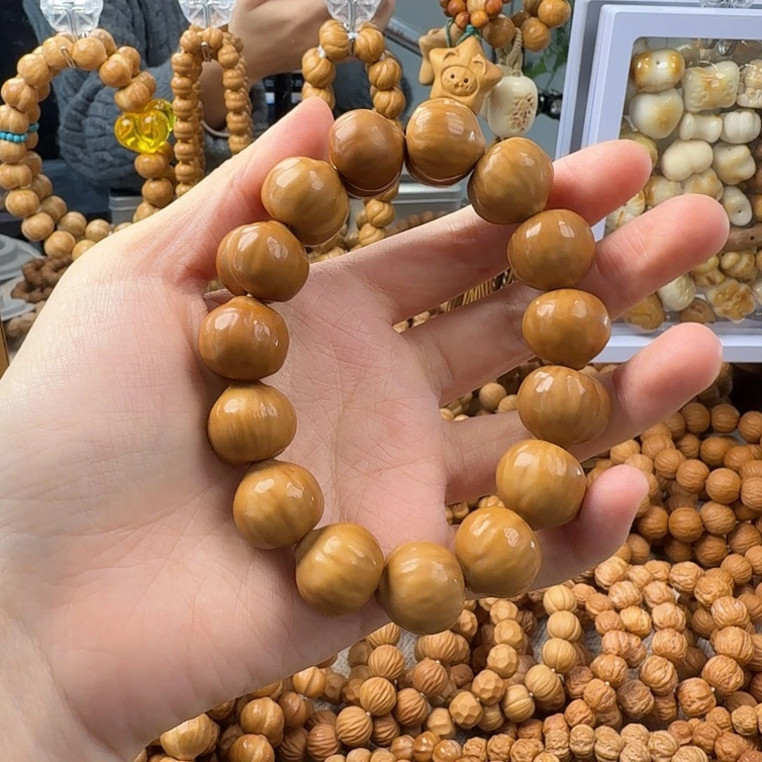 提***长菩提籽类猴头手串