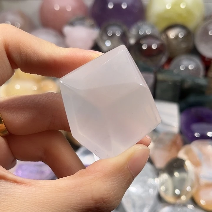 大型摆件（非配饰）水晶未镶嵌1