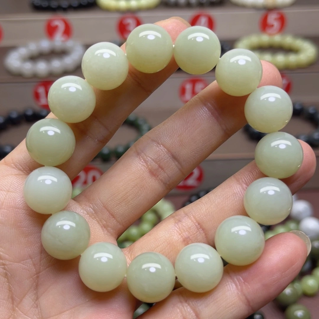 和田玉未镶嵌手链