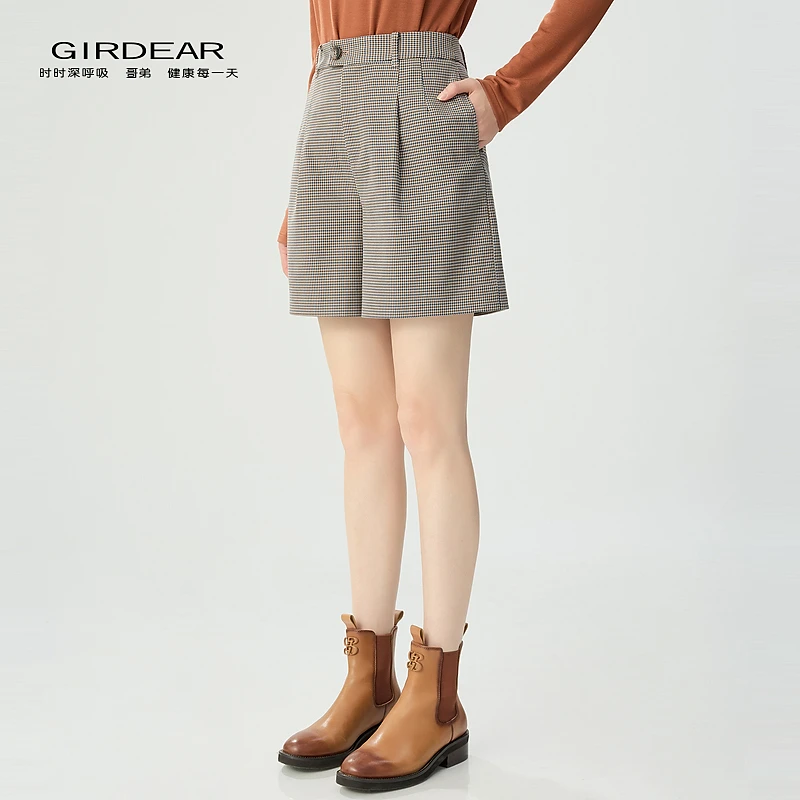 哥弟 品质女装经典百搭舒适通勤高腰宽松复古千鸟格短裤1100555