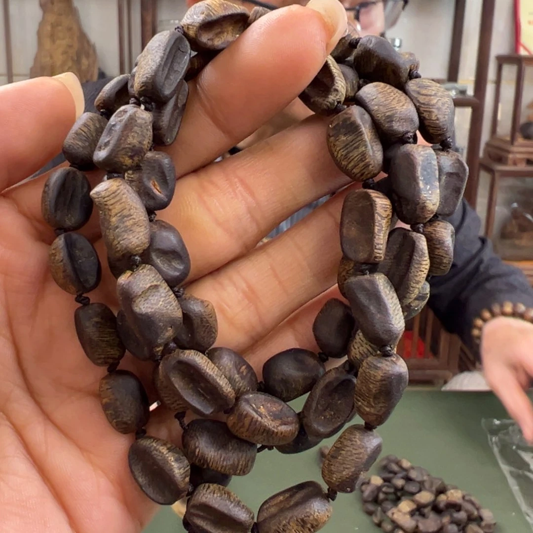 沉香手串海南流油王沉水板头卡7/28g+