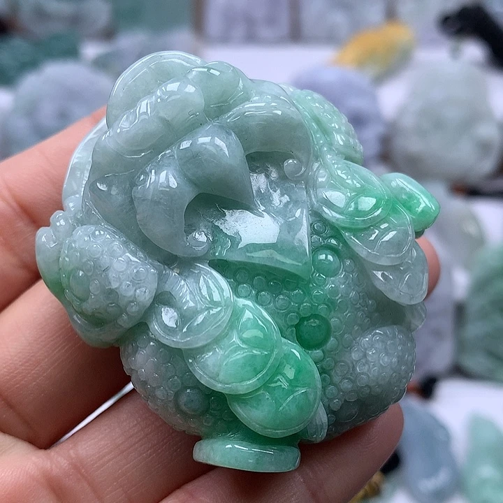 翡翠未镶嵌颈饰大金蟾卡厚21+