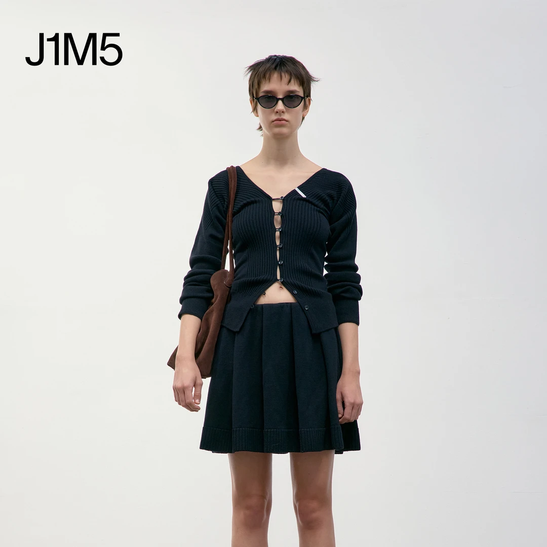 J1M5买手店 LOW CLASSIC 25春夏 深V领针织开衫 设计师品牌短款