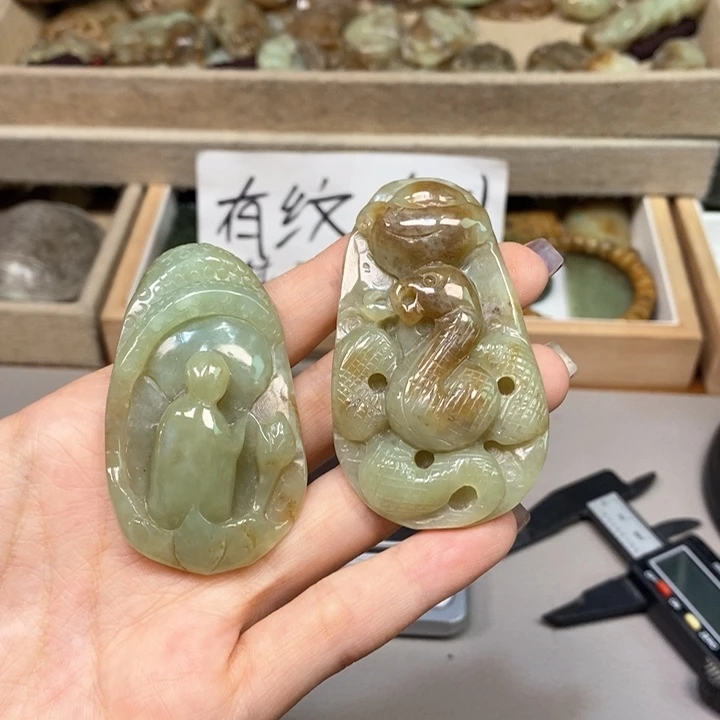 岫岩河磨玉（透闪石质玉）颈饰未镶嵌