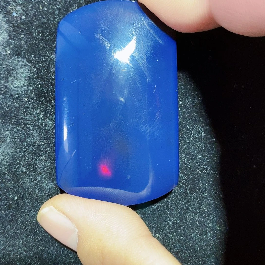 藝***生蓝珀未镶嵌珠宝奇石定制红蓝牌子