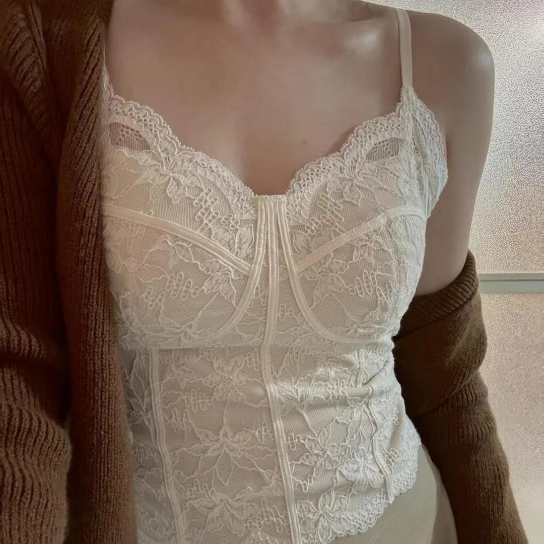 性感纯欲风法式小马甲吊带背心女秋冬带胸垫蕾丝内搭打底2025上衣