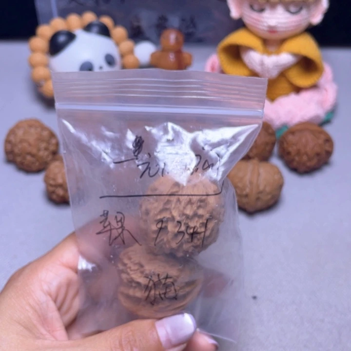 文玩核桃把件黑**猫文玩核桃手玩把件