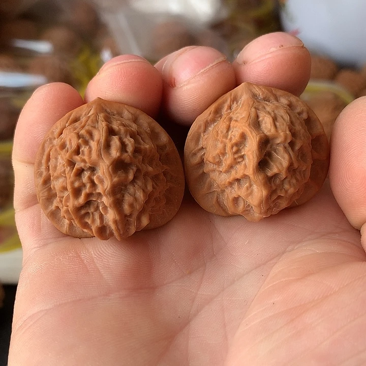 文玩核桃吊坠瓷娃娃35