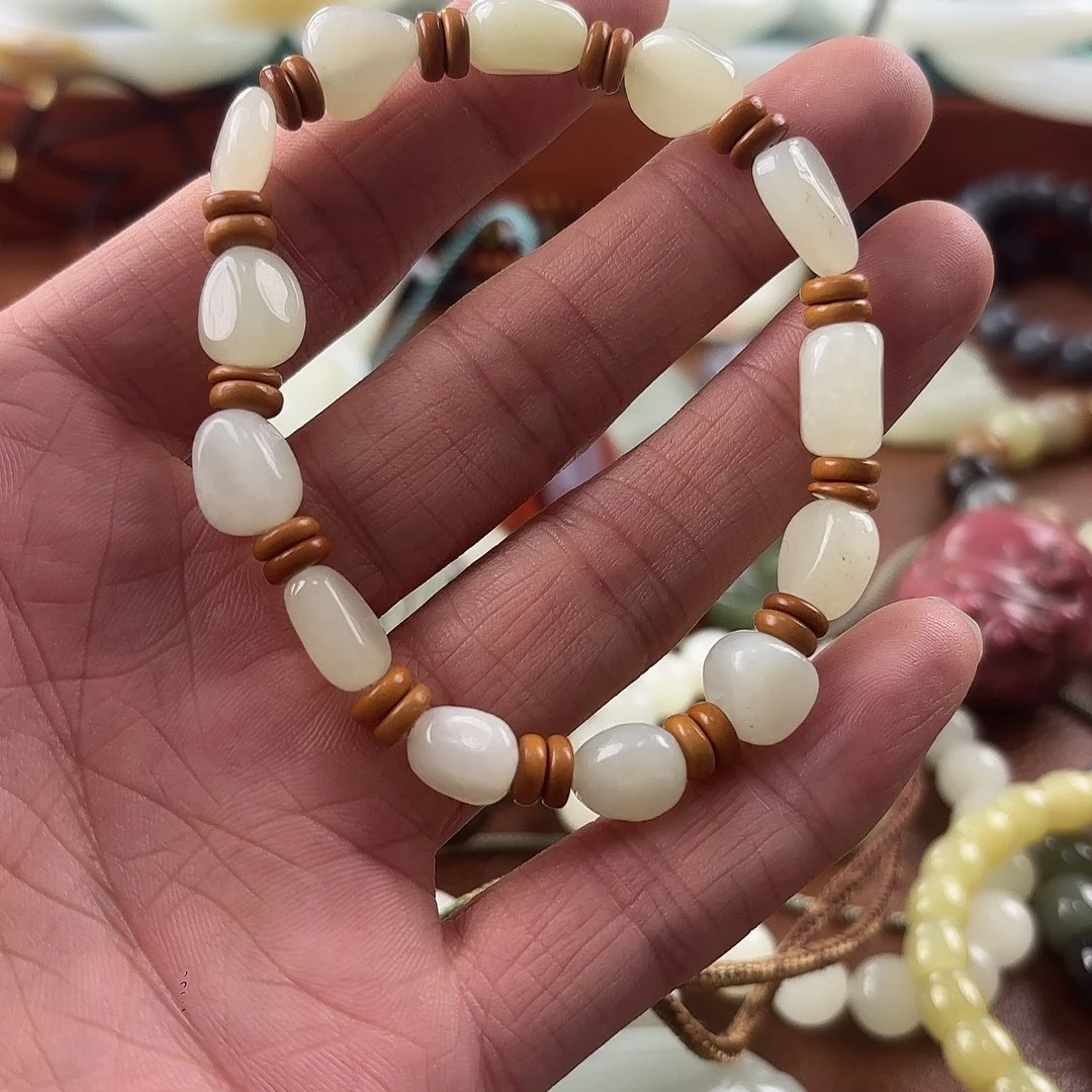 和田玉未镶嵌手链