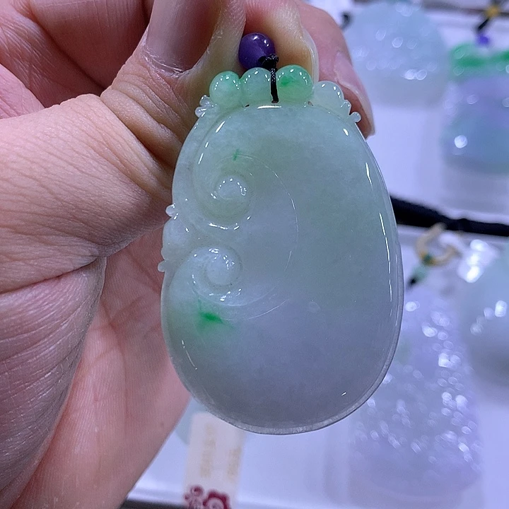 翡翠颈饰未镶嵌天然翡翠A货吊坠