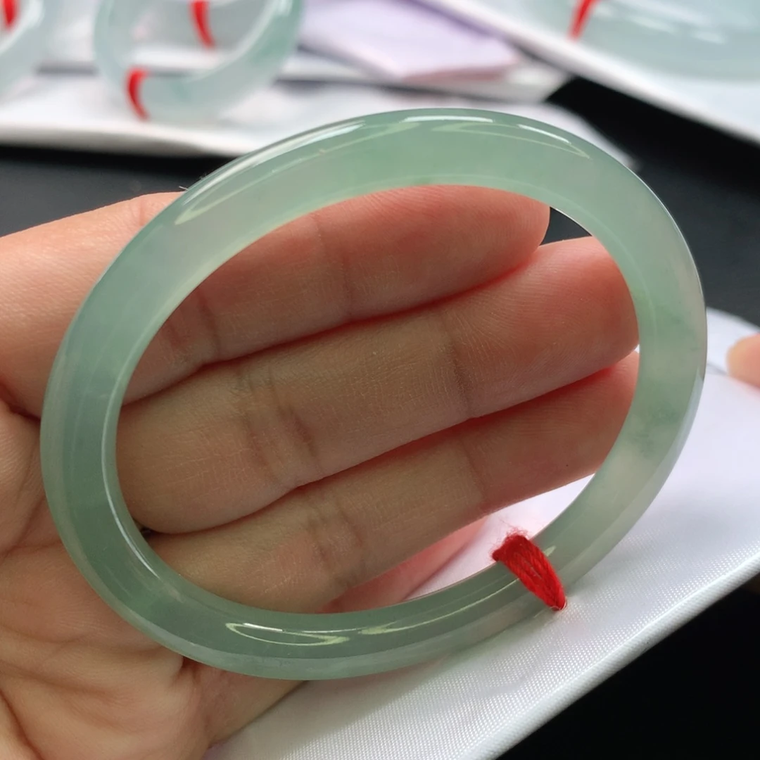 翡翠手镯未镶嵌贵妃54.55