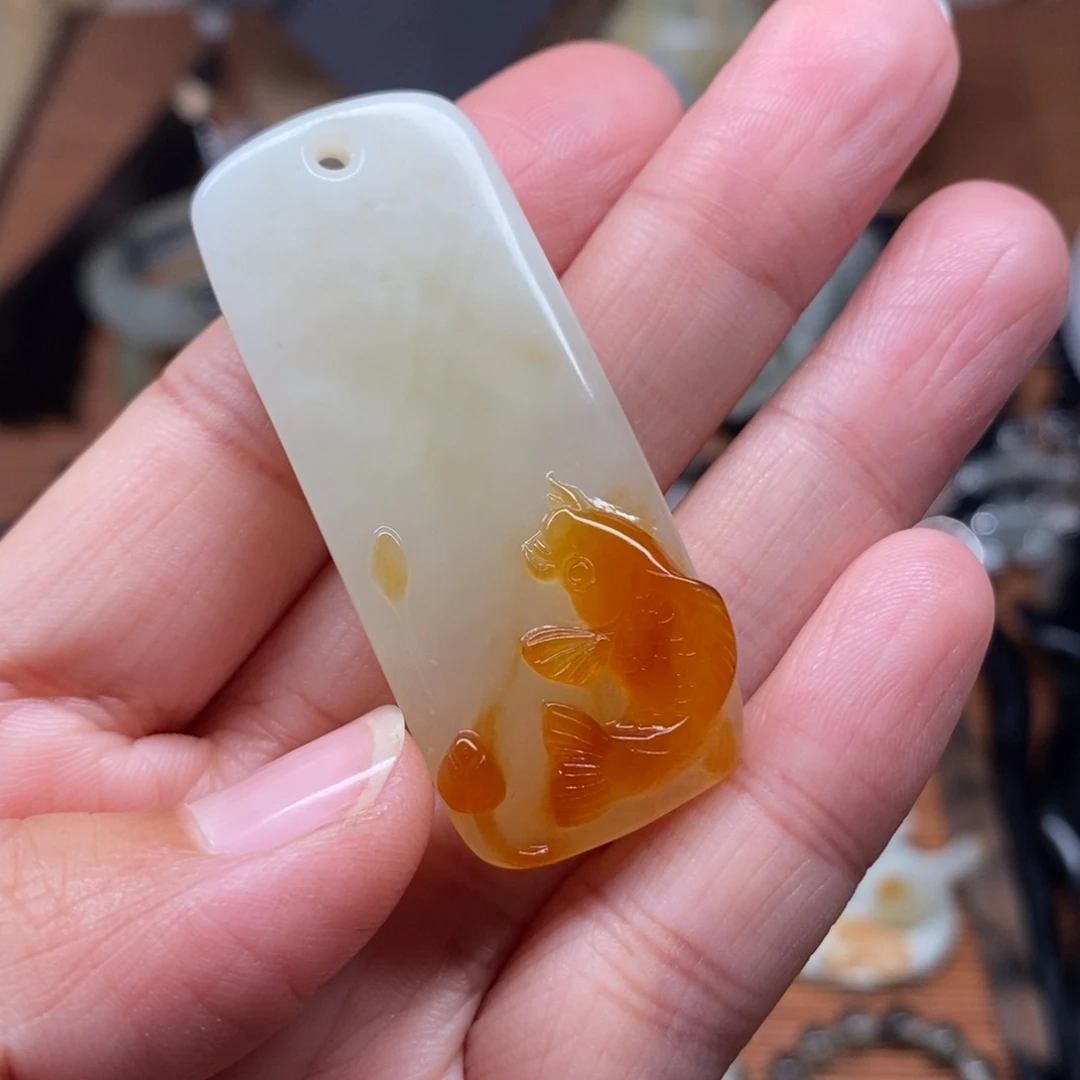 蛇纹石玉未镶嵌挂件