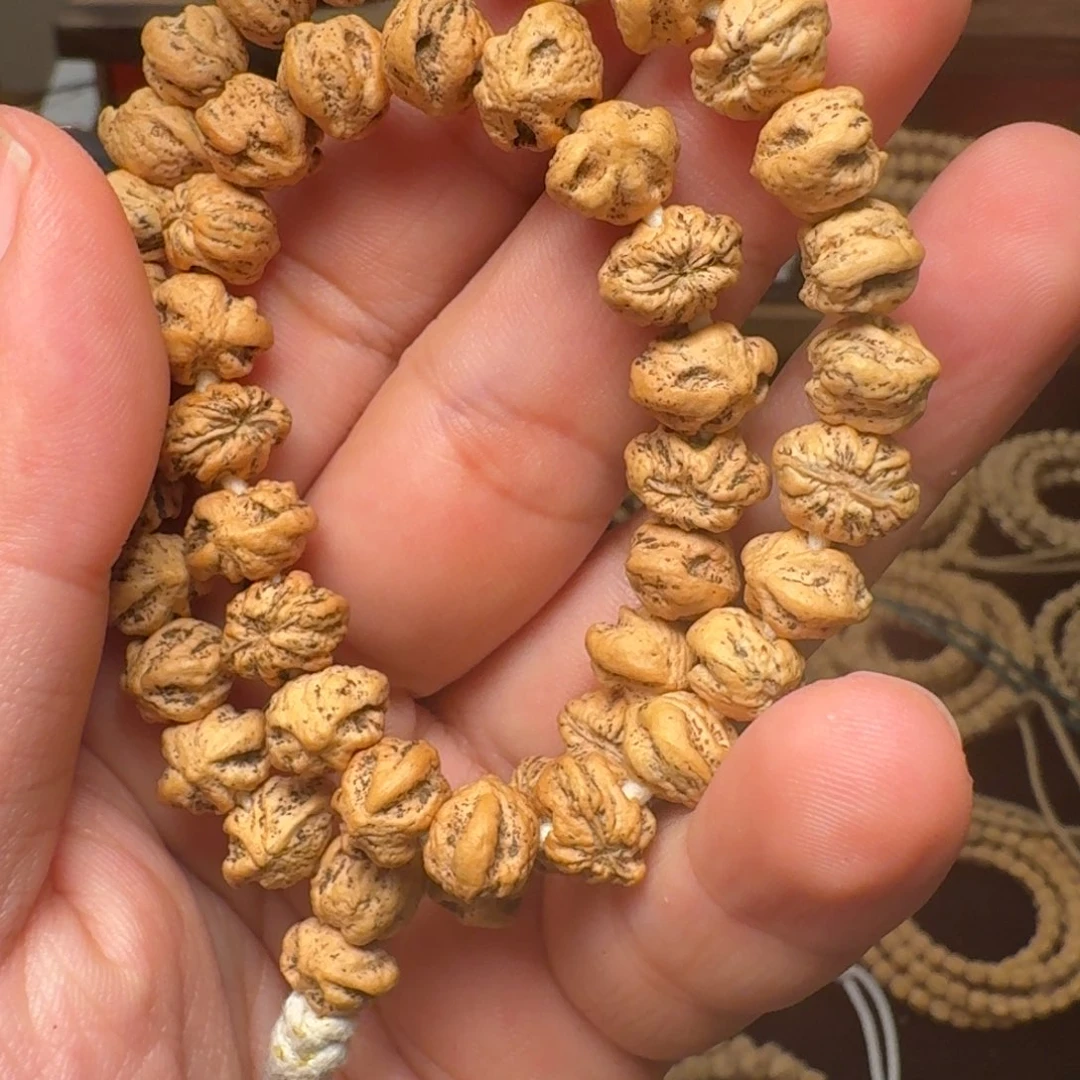 柏香籽/百香籽吊坠H***.