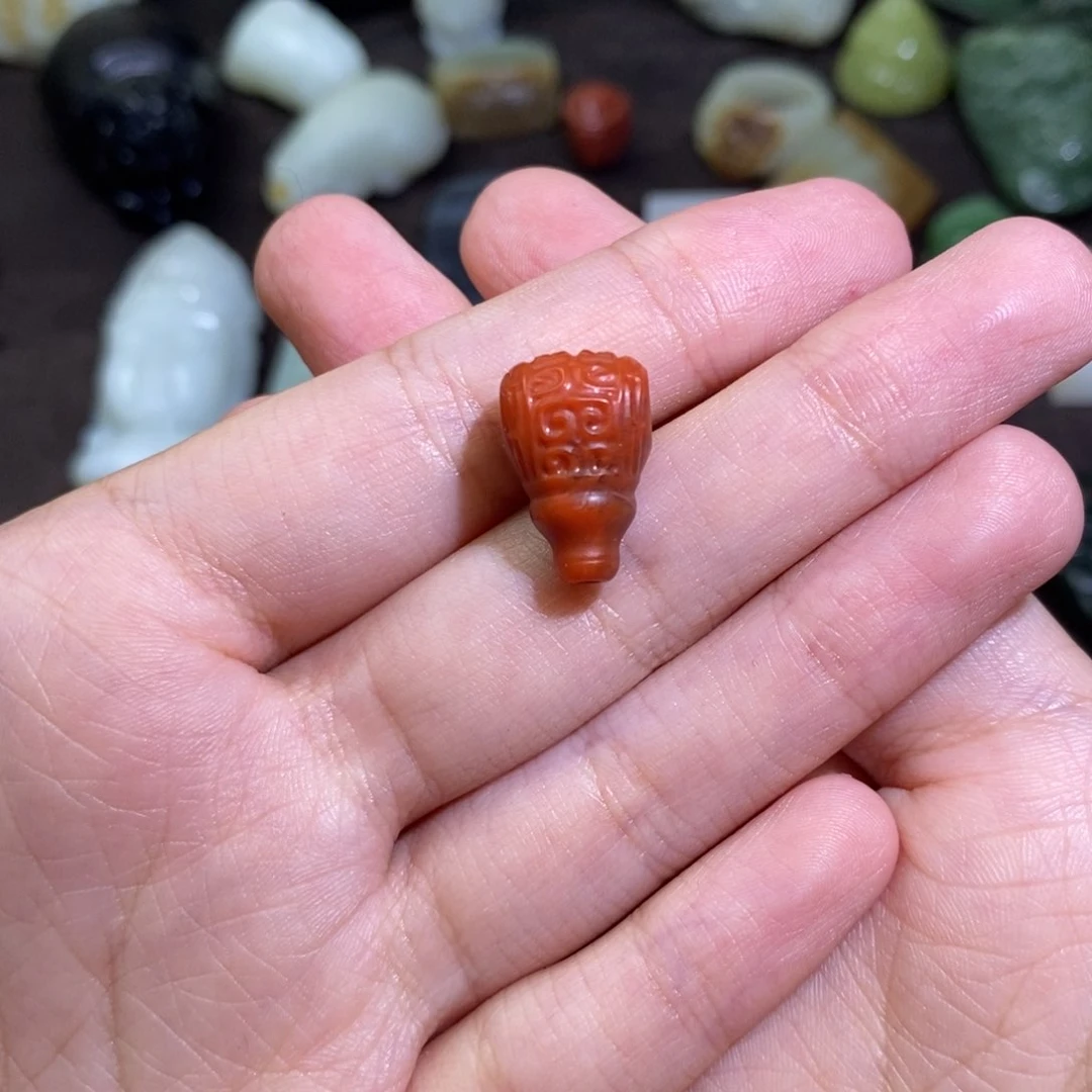 南红玛瑙未镶嵌颈饰