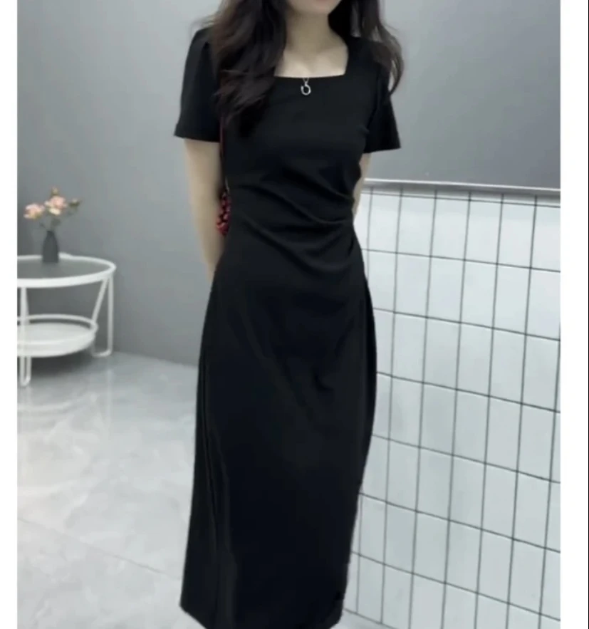 2025新款夏季法式方领黑色修身收腰显瘦中长款气质连衣裙洋气轻奢