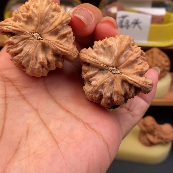 欲***望吊坠文玩核桃41全品三角白
