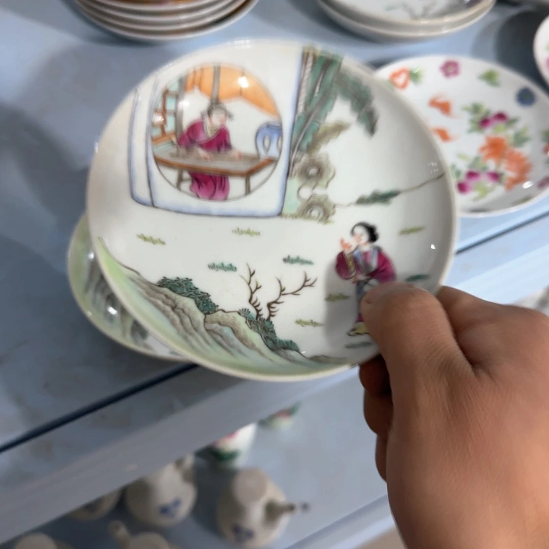 瓷片摆件手绘瓷器全部处理了