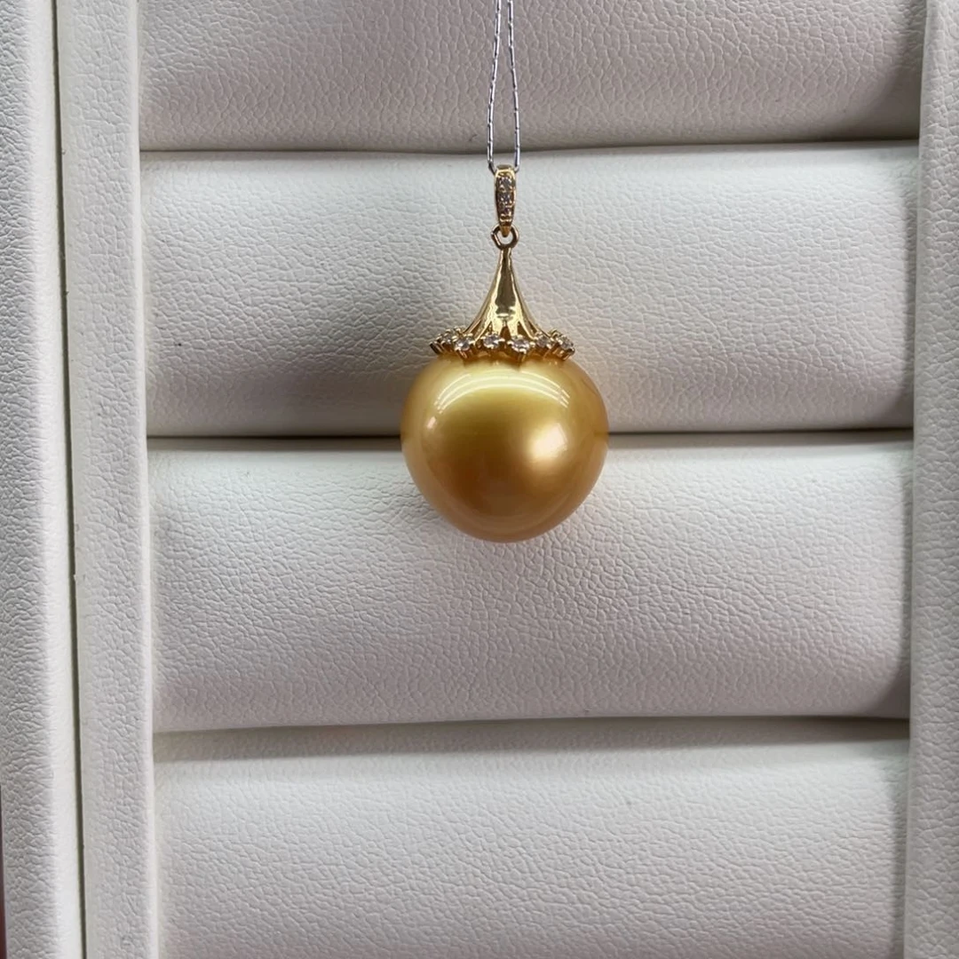 海水珍珠颈饰18K金镶嵌14.8mm