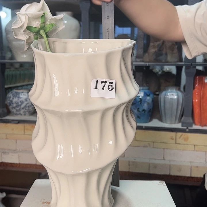 景德镇陶瓷花瓶微瑕介意勿拍