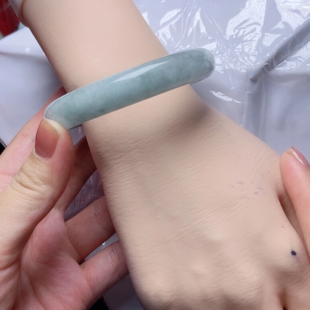 翡翠未镶嵌手镯60圈16