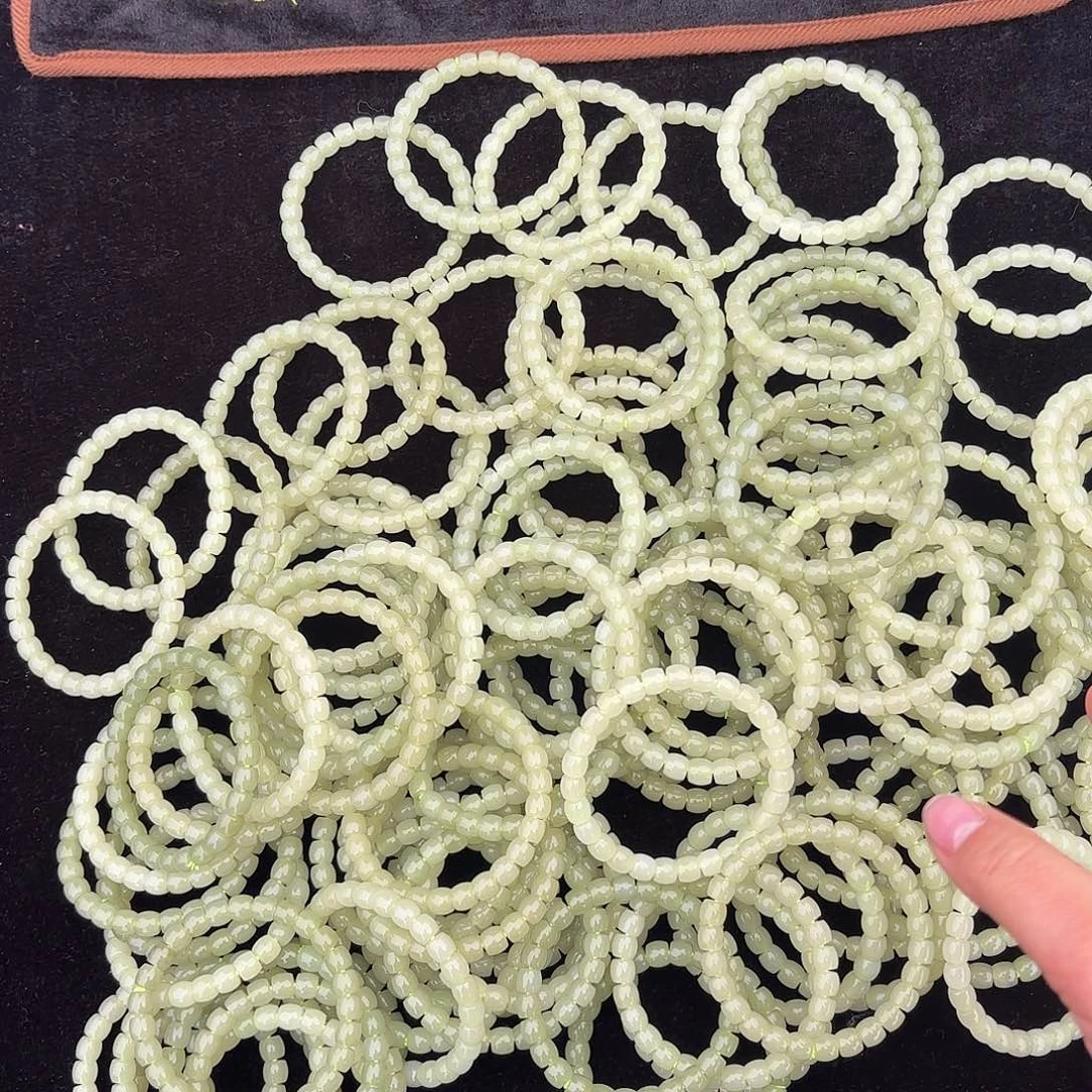 和田玉和田玉多样性发货拍一发一未镶嵌