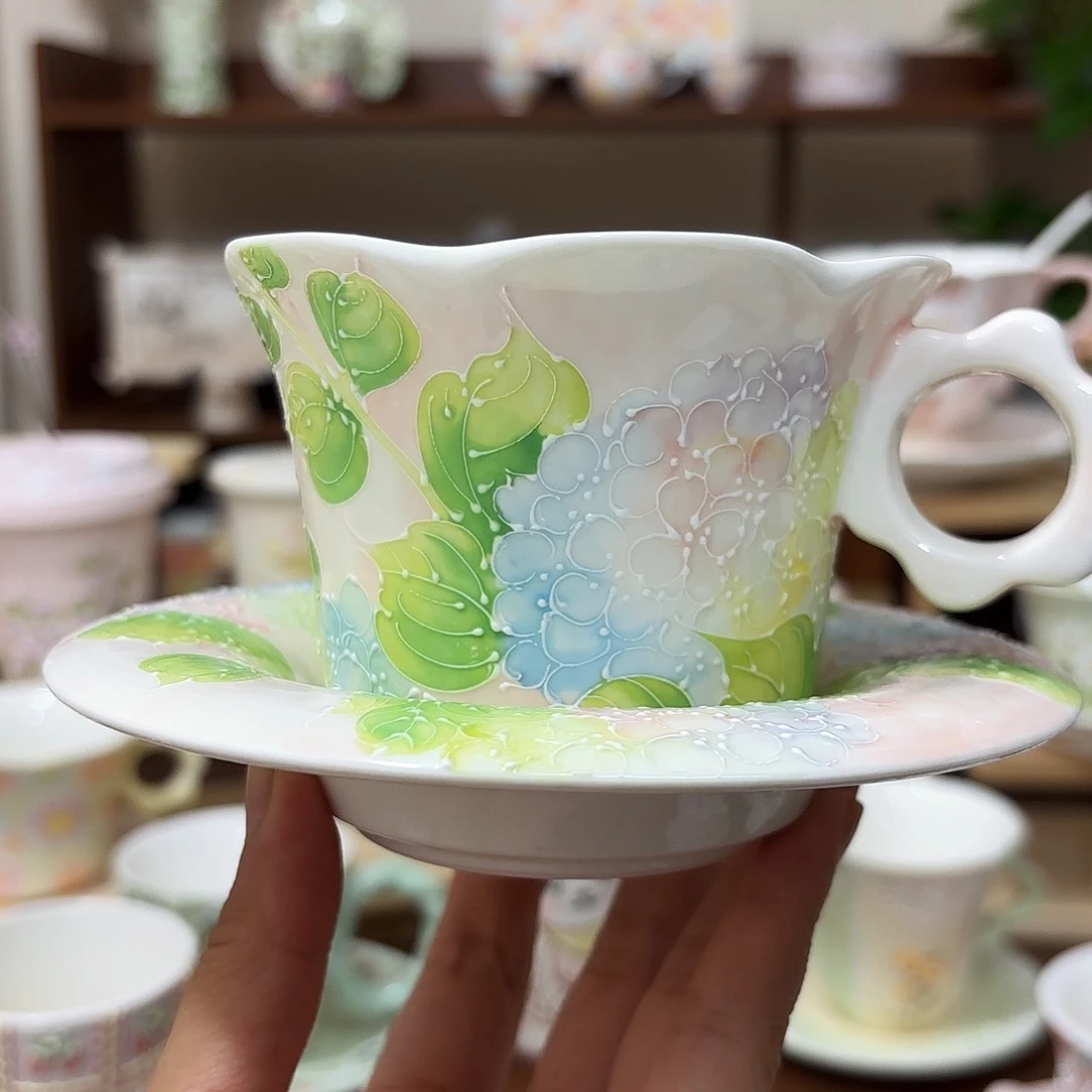 手绘创意高温釉下彩陶瓷