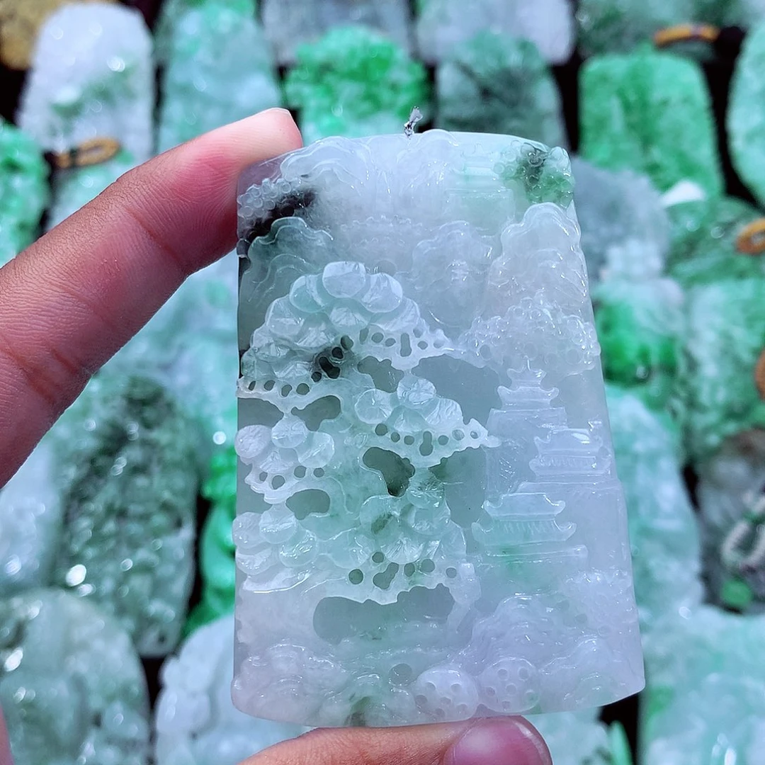 吊坠(不含链)未镶嵌翡翠