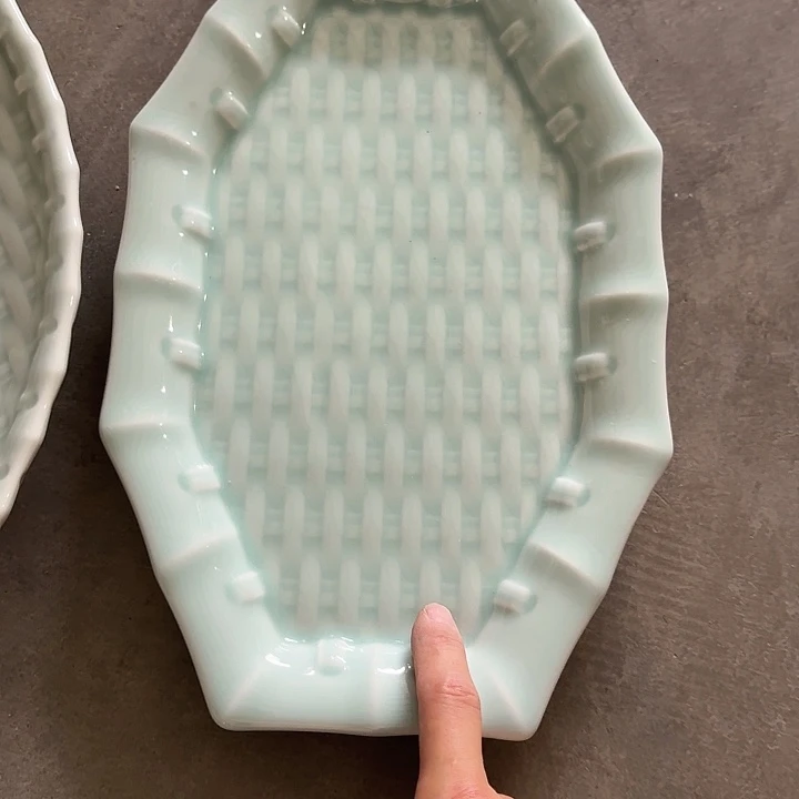 碟微瑕介意勿拍……2个