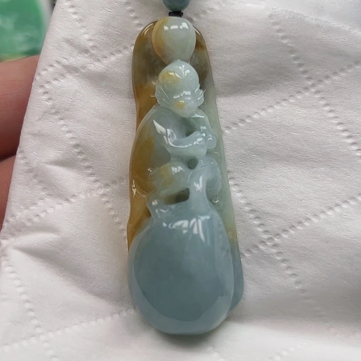 翡翠未镶嵌颈饰挂件