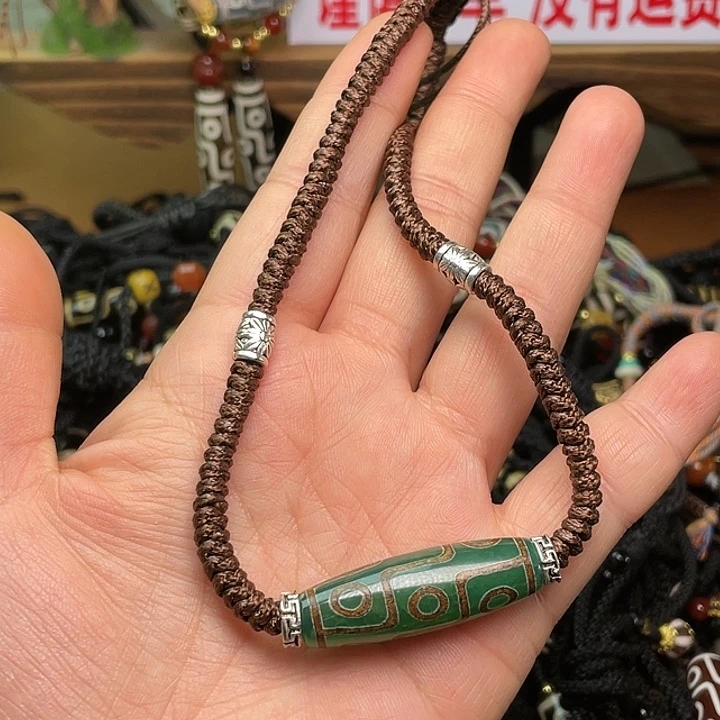 玛瑙/玉髓颈饰未镶嵌一****?