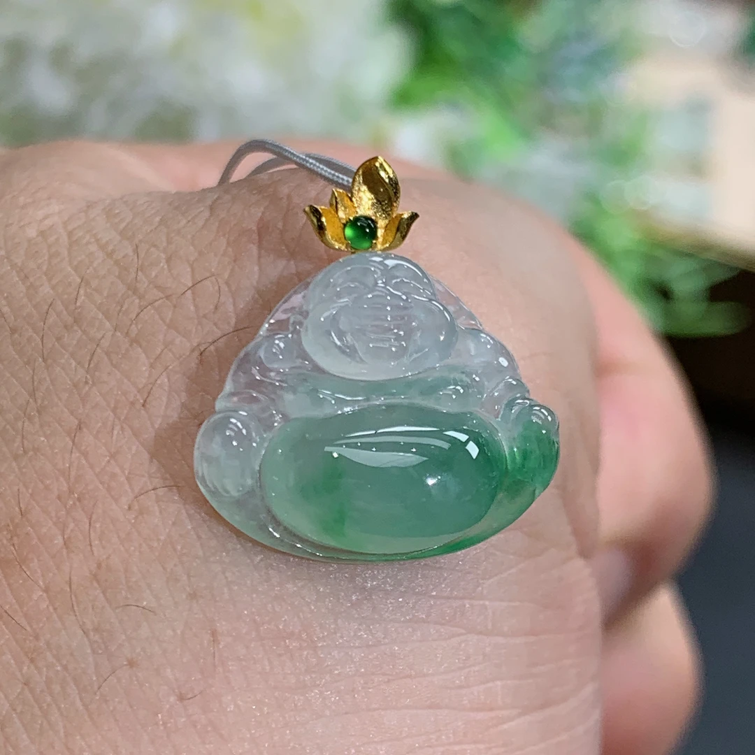 尺寸15.1×17.7×5.8缅甸天然翡翠A货冰胶阳绿佛公吊坠