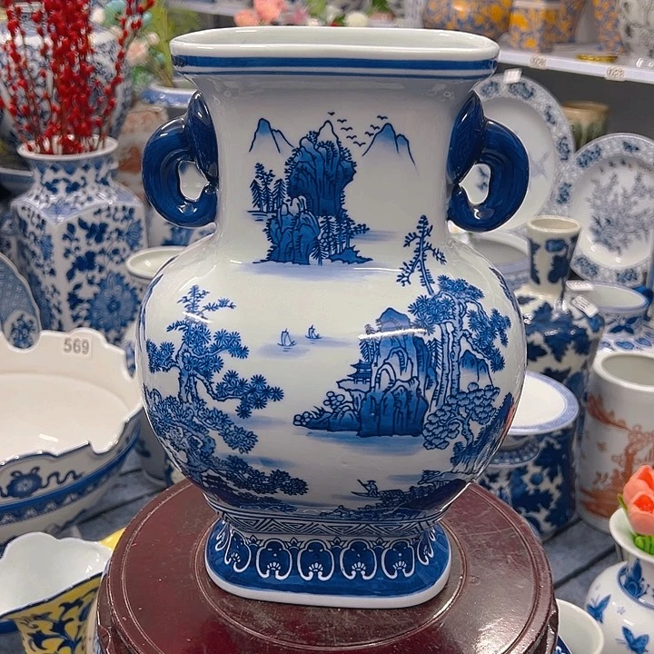 摆件青花瓷居家摆件，花瓶，微瑕瑕疵