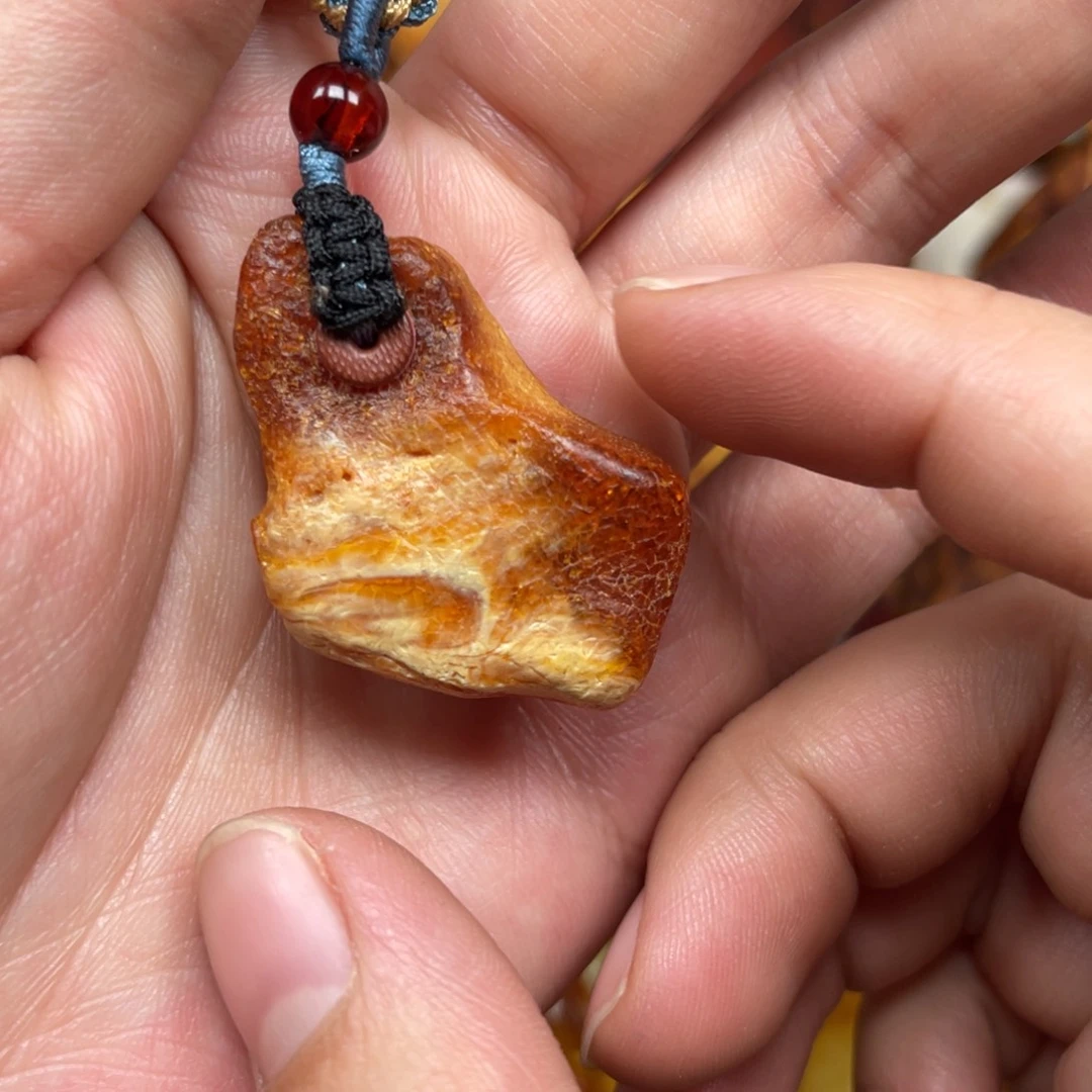 蜜蜡珠宝奇石未镶嵌