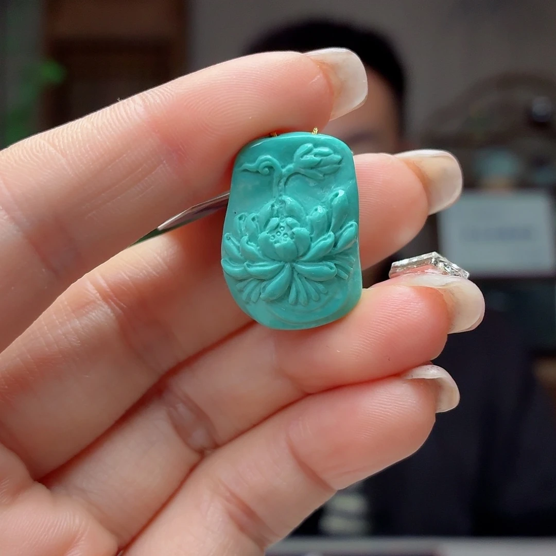 绿松石未镶嵌珠宝奇石